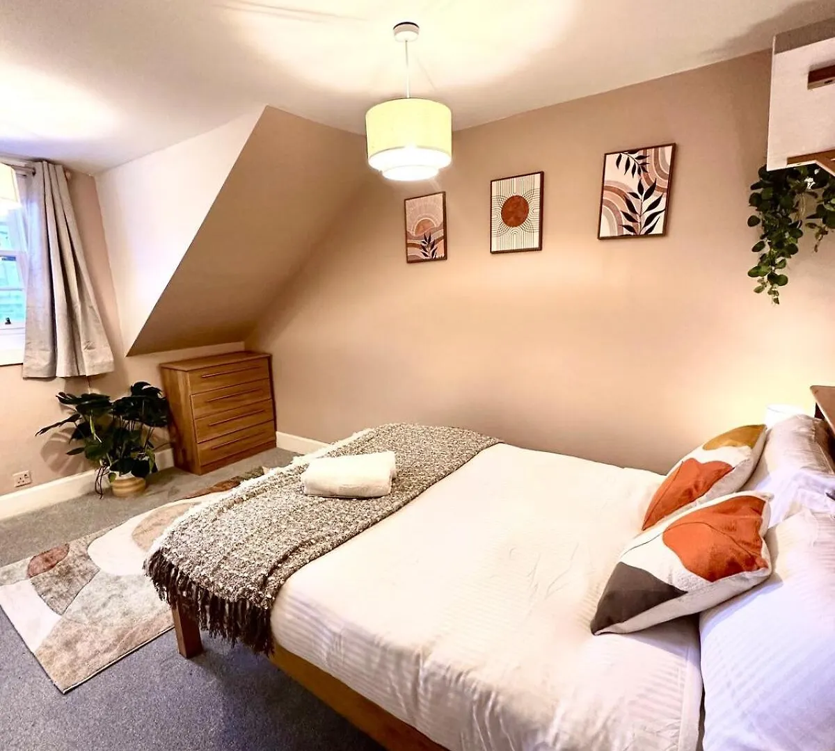 Duplex - City Centre 4-Bed Retreat Edimburgo 0*,