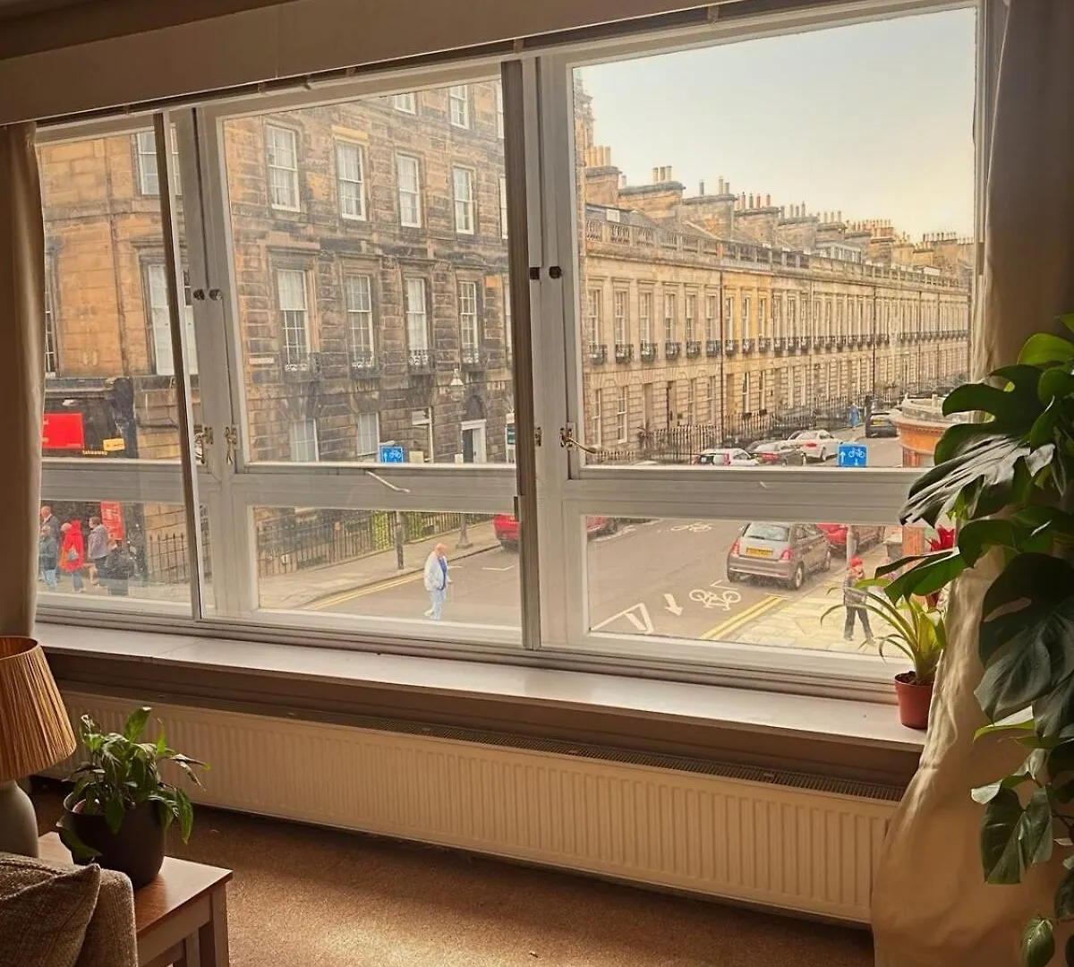 Duplex - City Centre 4-Bed Retreat Edimburgo