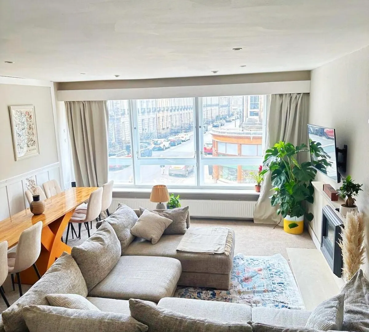 Duplex - City Centre 4-Bed Retreat Edimburgo Apartamento